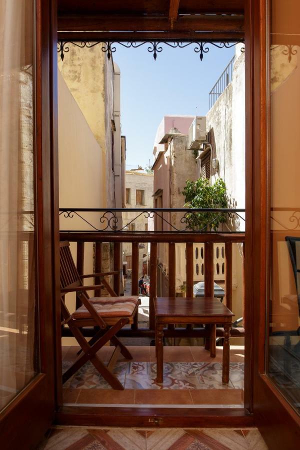 Sali Chelidonaki Boutique Suite Ханья Экстерьер фото